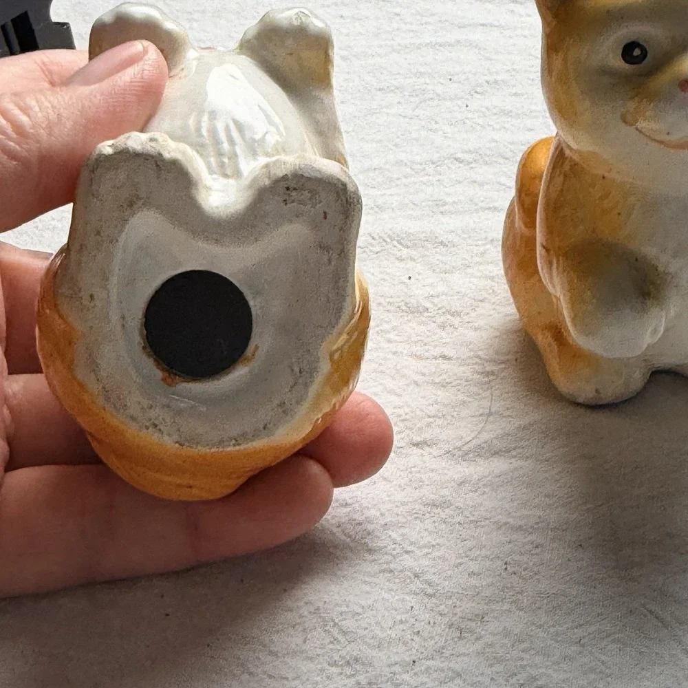 Vintage Ceramic Salt & Pepper Shakers Tabby Cats